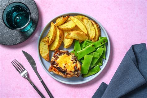 Lomo de cerdo con cebolla caramelizada, patatas y judías verdes