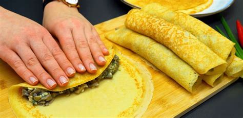 Ingredientes frescos para el relleno de crepes