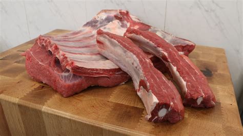 Corte de costilla de ternera en trozos