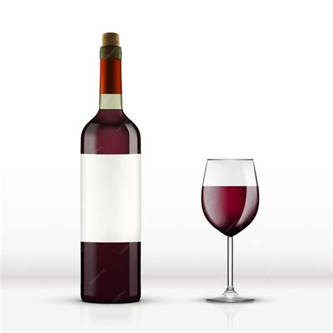 Botella de vino tinto y copa