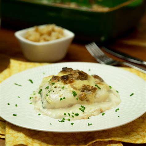 Merluza con bechamel de espinacas gratinada