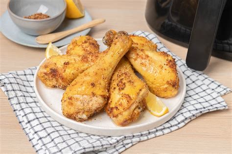 Libritos de pollo cocinados en freidora de aire