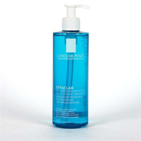Botella de La Roche-Posay Effaclar Gel Purificante sobre fondo limpio y minimalista