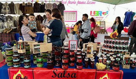 Mercado de productos locales y artesanales