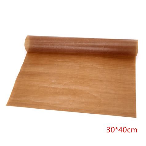 Comparativa visual entre papel de horno y hoja de cocción reutilizable