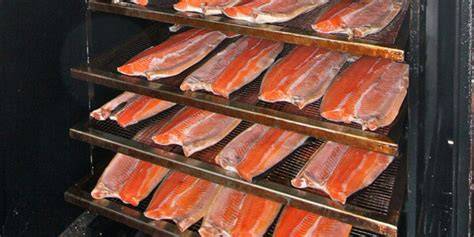 Proceso de ahumado de salmón