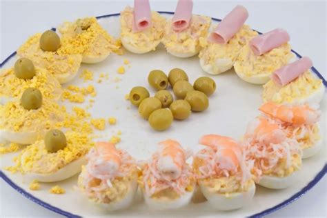 Huevos rellenos variados