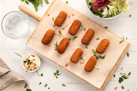 Variedad de croquetas veganas y sin gluten