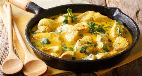Ingredientes para pollo al curry con leche de coco