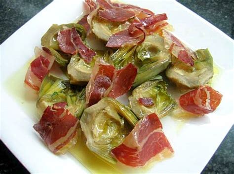 Corazones de alcachofa con jamón ibérico