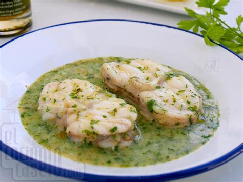 Rape en salsa verde con almejas