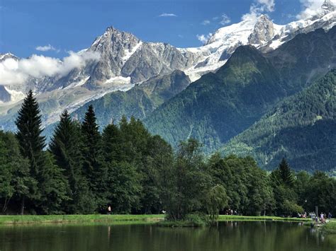 Montaña de los Alpes franceses