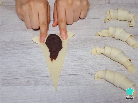 Diagrama de corte de masa de hojaldre para croissants