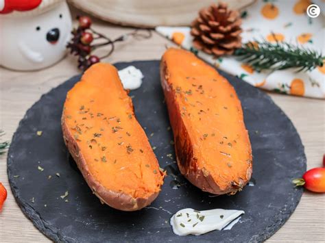 Boniato asándose en el horno