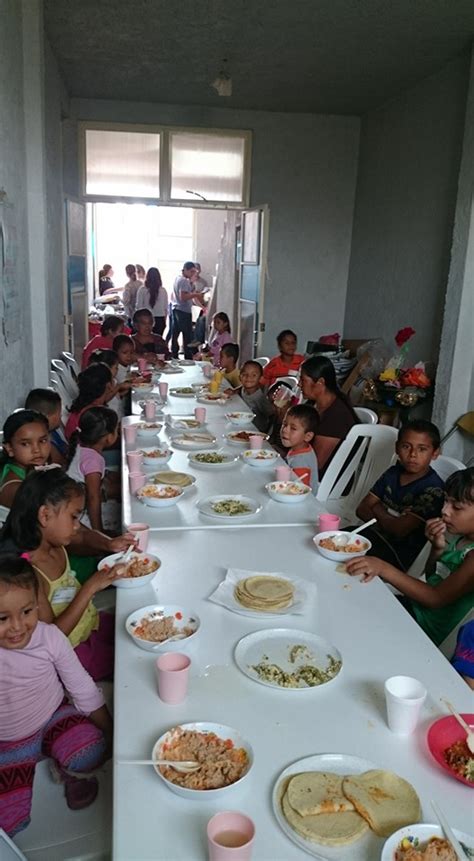 Comedor comunitario del santuario