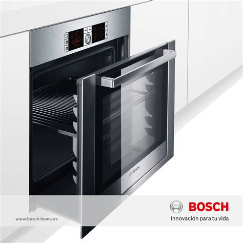 Horno Bosch con puerta extraíble y bandejas antiadherentes