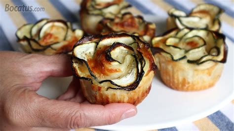 Rosas de hojaldre con calabacín en molde de muffins