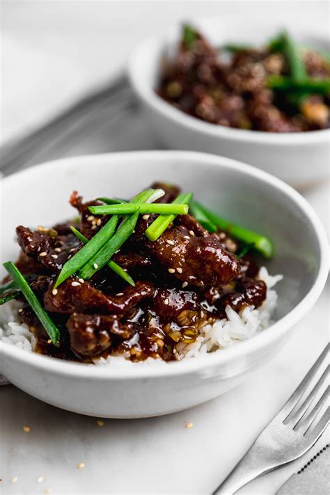 Carne mongoliana salteada con salsa