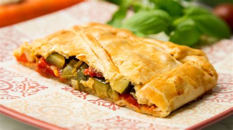 Proceso de elaboración del relleno de empanada vegetariana