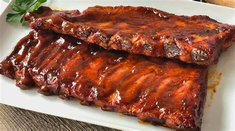 Costillas asadas y lacadas con salsa barbacoa