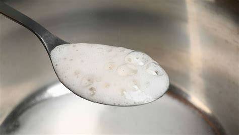 Limpieza de ollas de aluminio con vinagre y bicarbonato