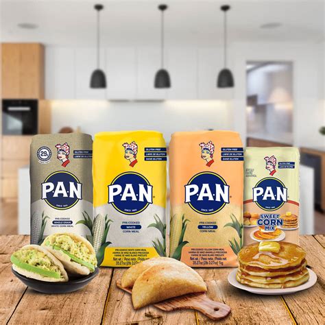 Paquete de Harina P.A.N. y otros productos de la marca