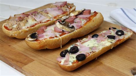Variedad de ingredientes para paninis caseros
