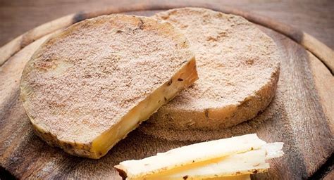 Queso Milbenkäse alemán con su corteza característica