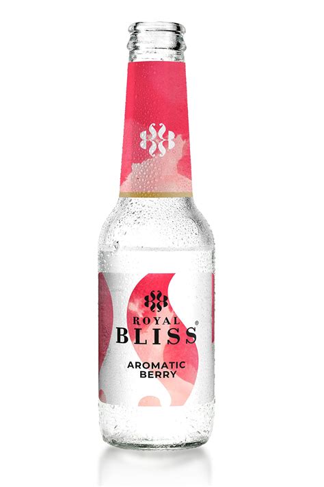 Cóctel con Royal Bliss Aromatic Berry