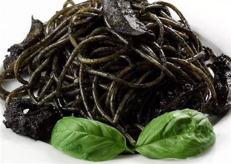 Ingredientes para espaguetis con tinta de calamar