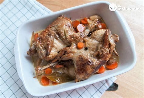 Ingredientes frescos para perdices en escabeche
