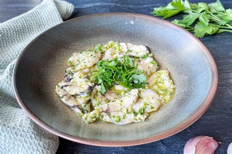 Cocochas de merluza en salsa verde terminadas