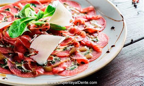 Ingredientes típicos para carpaccio de ternera