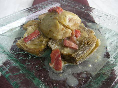 Alcachofas con jamón y vino en olla express