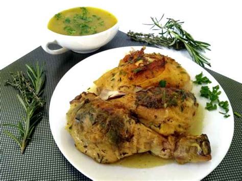 Pollo asado con hierbas aromáticas