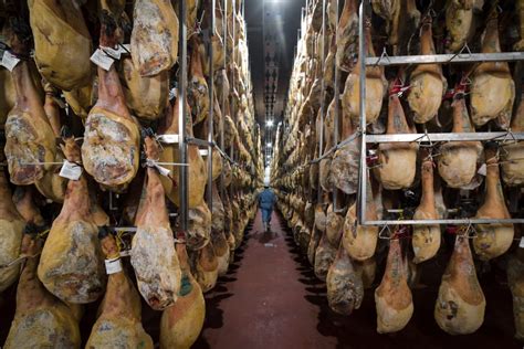 Proceso de curación de jamón ibérico
