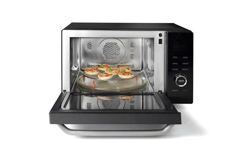 Limpieza de un microondas con grill