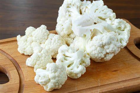 Coliflor fresca cortada en ramilletes