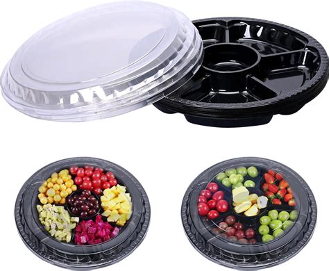 Variedad de bandejas para pasteles con tapa