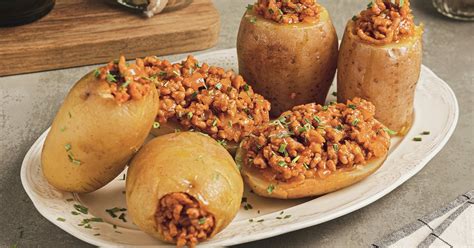 Patatas rellenas de carne picada
