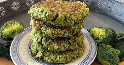 Proceso de preparación de hamburguesas de brócoli