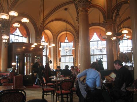 Interior del Café Central