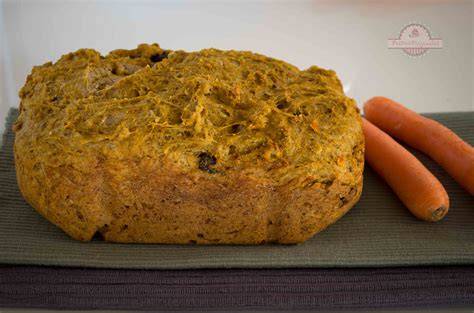 pan de zanahoria casero recién horneado