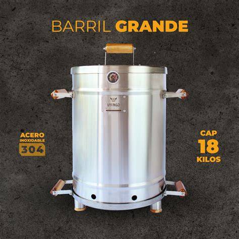 Barril asador con humo