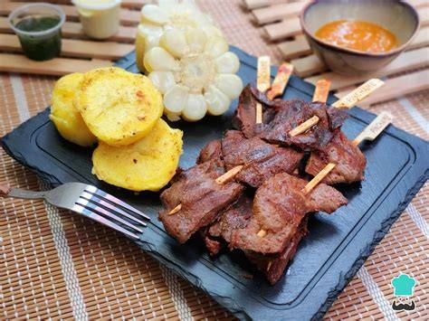 Orígenes y significado cultural de los anticuchos