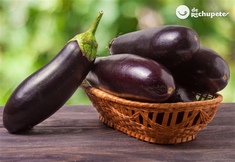 Berenjenas cortadas y saladas para 