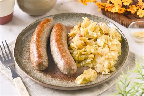Salchichas Frankfurt con chucrut