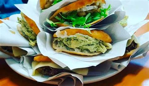 Arepas variadas de la Arepera Punto Criollo