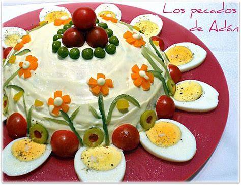 Ensaladilla rusa decorada