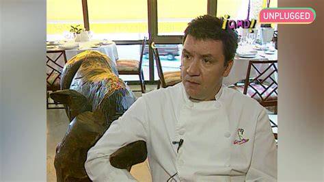 Koldo Royo recibiendo un premio